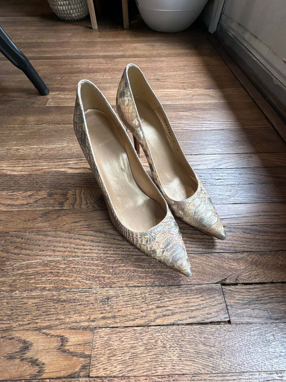 Stuart Weitzman Embossed Leather Animal Print Pumps - Metallic Pumps